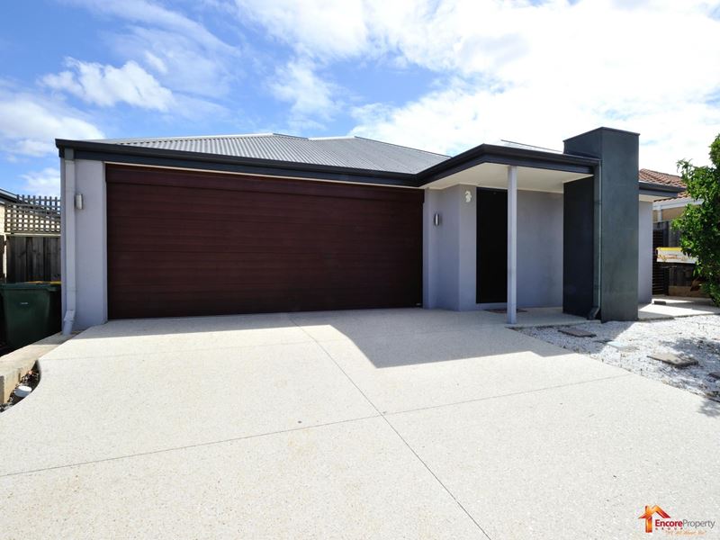 43 Gemstone Parade, Wellard WA 6170