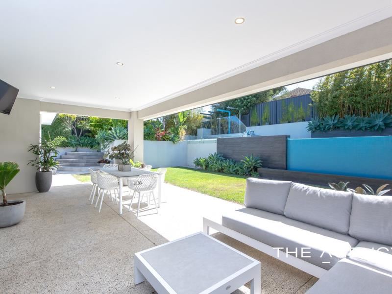 17 Gleddon Way, Hillarys