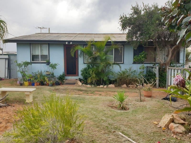 5 Crossland Street, Carnarvon