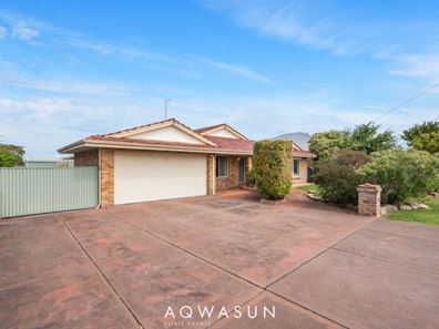 54 Karunjie Road, Golden Bay WA 6174