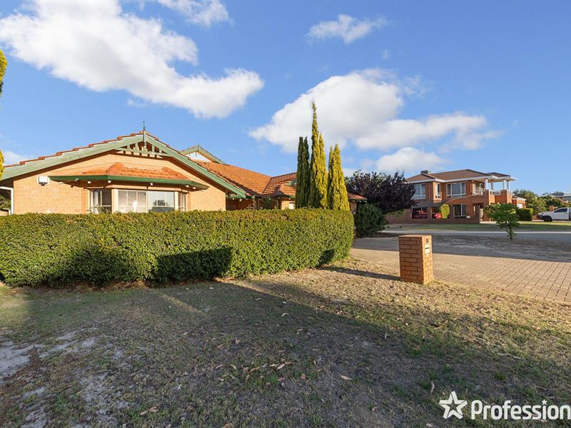 30 Oakhill Drive, Canning Vale