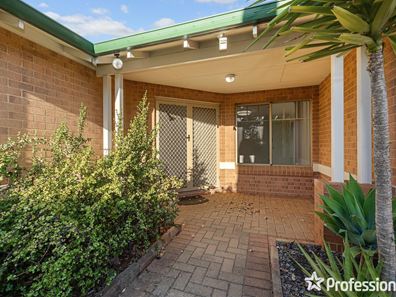 30 Oakhill Drive, Canning Vale WA 6155