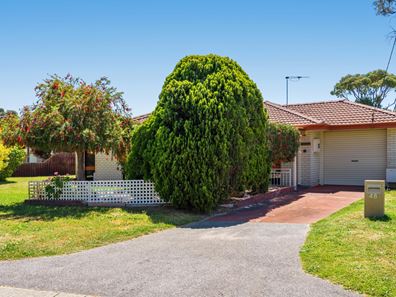 48 Haselmere Circus, Rockingham WA 6168