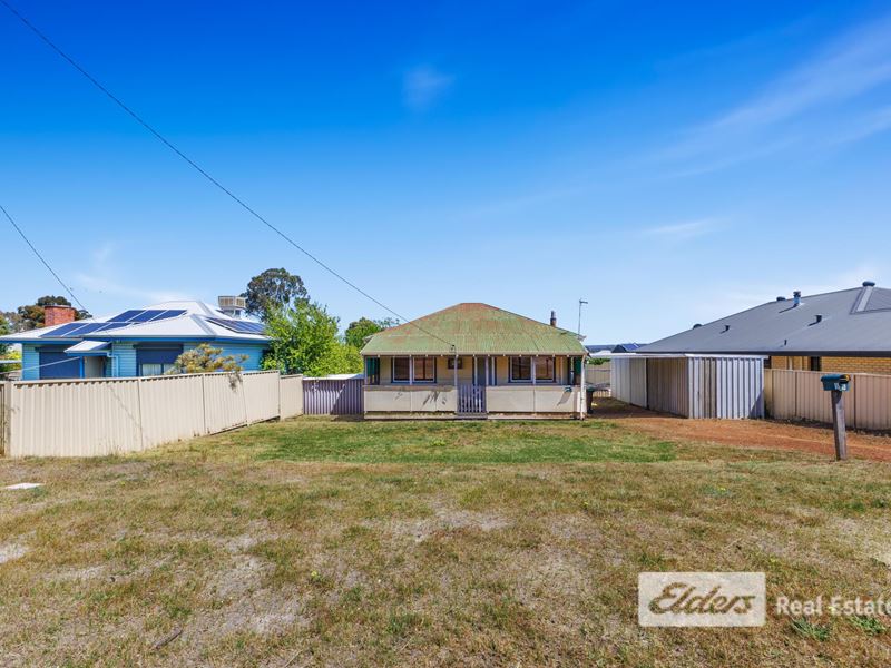 5 Wylam  Road, Collie WA 6225