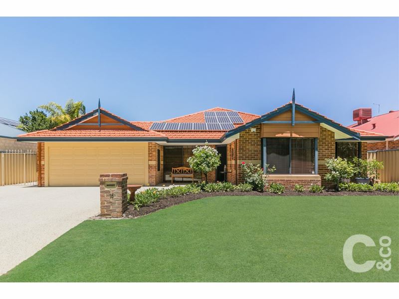 16 Hawksbury Retreat, Atwell