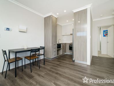 5/4 Wooramel Way, Nollamara WA 6061