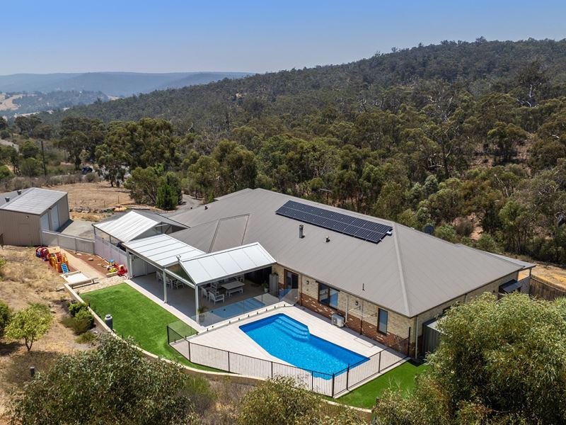 348 Meadowbrook Ramble, Bullsbrook