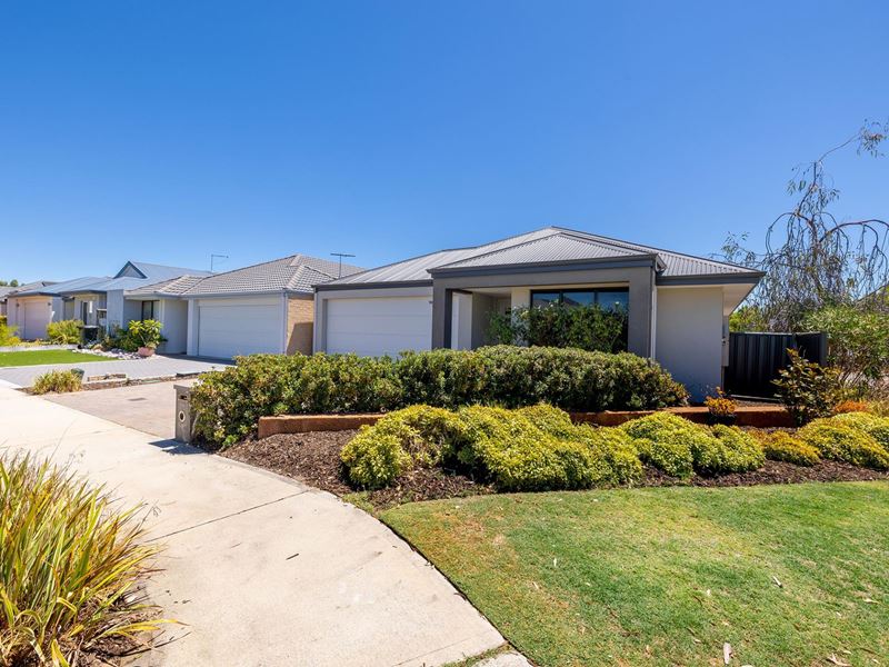 21 Bellas Circuit, Piara Waters WA 6112