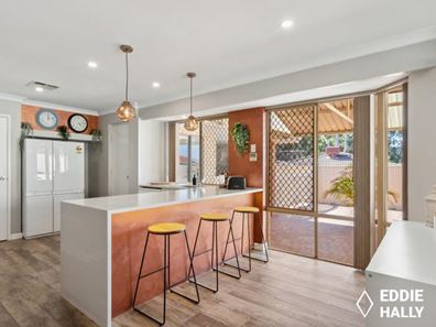 10 Dover Place, Yangebup WA 6164