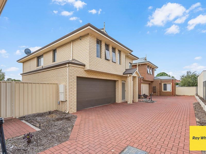 16C Stanton Road, Redcliffe