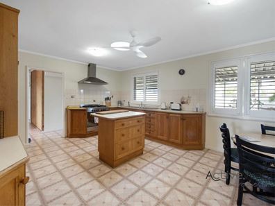 66 Phelps Street, Wonthella WA 6530