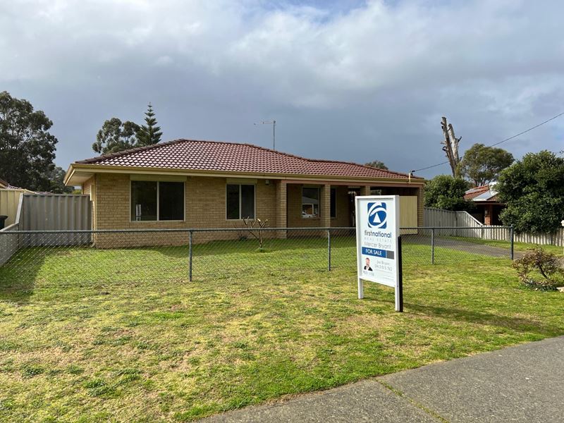12 Casula Avenue, Coodanup