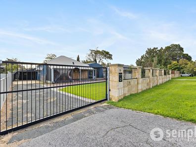 75 Redmond Road, Hamilton Hill WA 6163