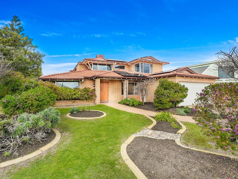 6 Willandra Place, Hillarys WA 6025