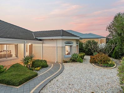 8 Derwent Meander, Joondalup WA 6027