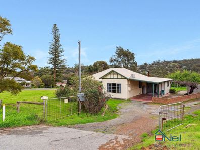 196 Brookton Highway, Kelmscott WA 6111