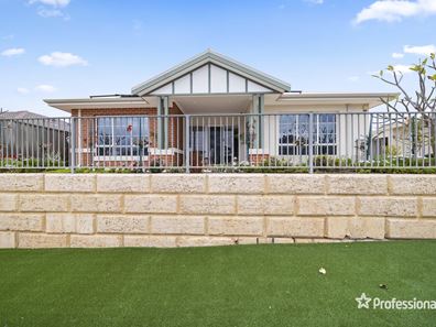 8 Barclay Way, Aveley WA 6069