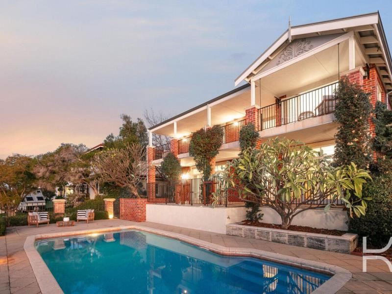 9 Woodhouse Road, East Fremantle