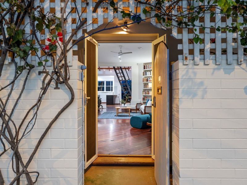 77 Lindsay Street, Perth