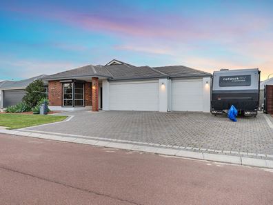 4 Horrocks Road, Byford WA 6122