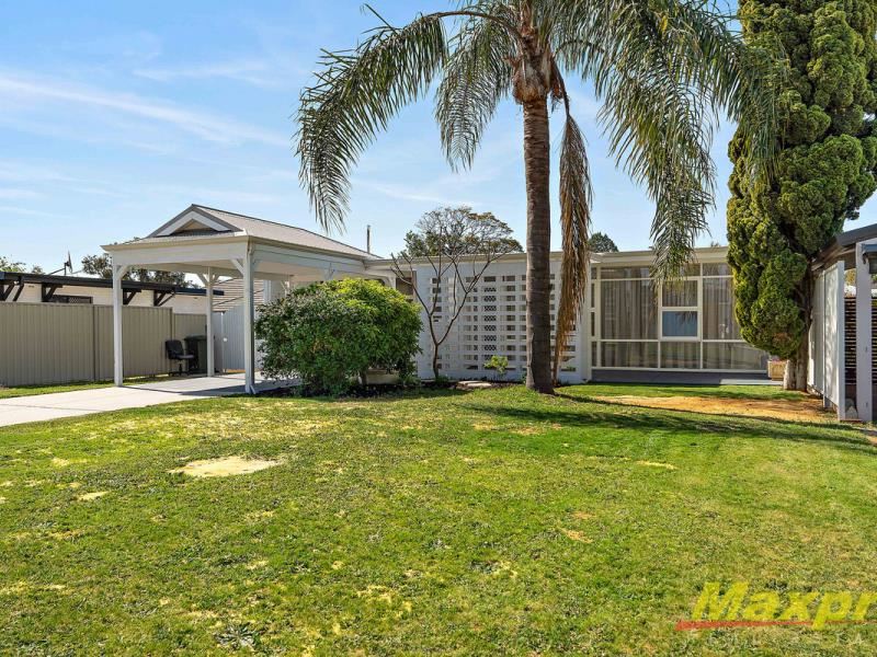 18 Brandon Way, Lynwood