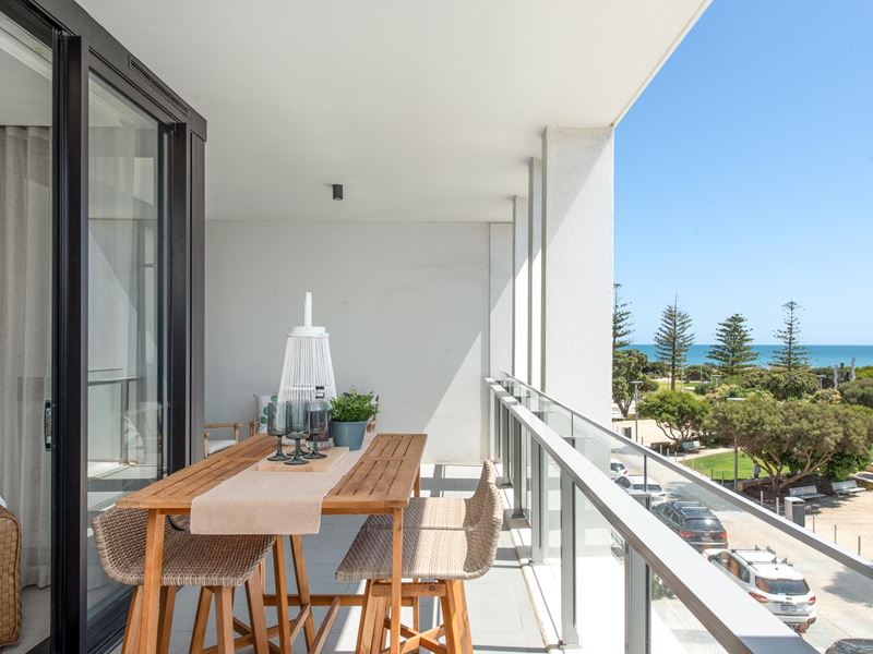 306/15 Freeman Loop, North Fremantle