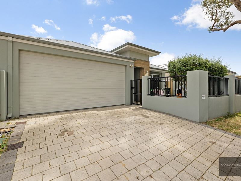 8 Illyarrie Avenue , Falcon WA 6210