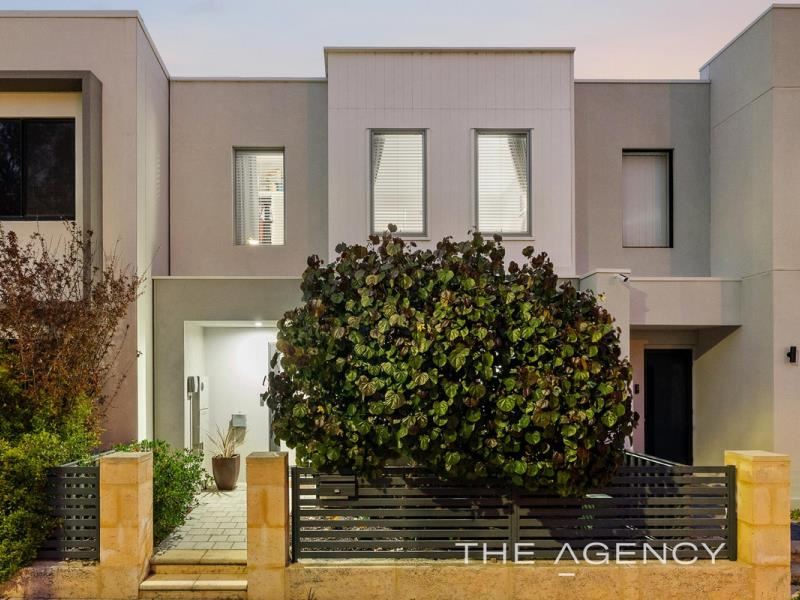 8 Bittell View, Aveley