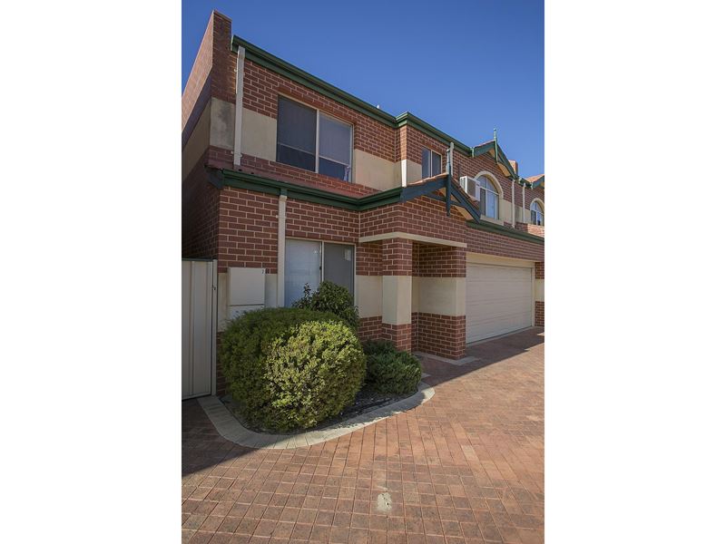 2/82 East  Street, Maylands WA 6051