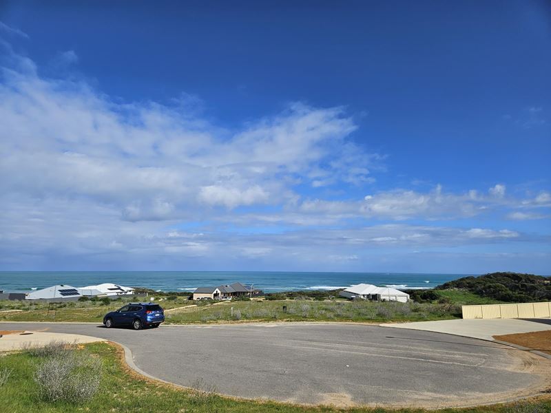 16 Grey Close, Dongara