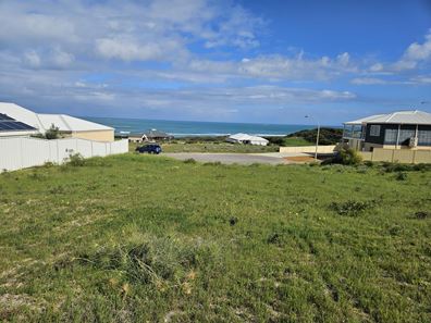 16 Grey Close, Dongara WA 6525