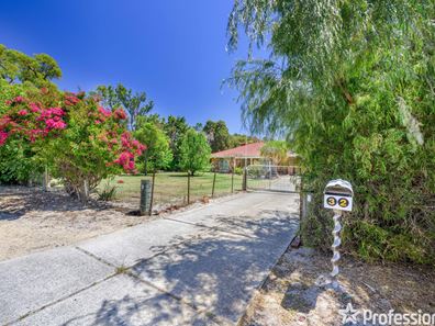 32 Silversmith Street, Wellard WA 6170