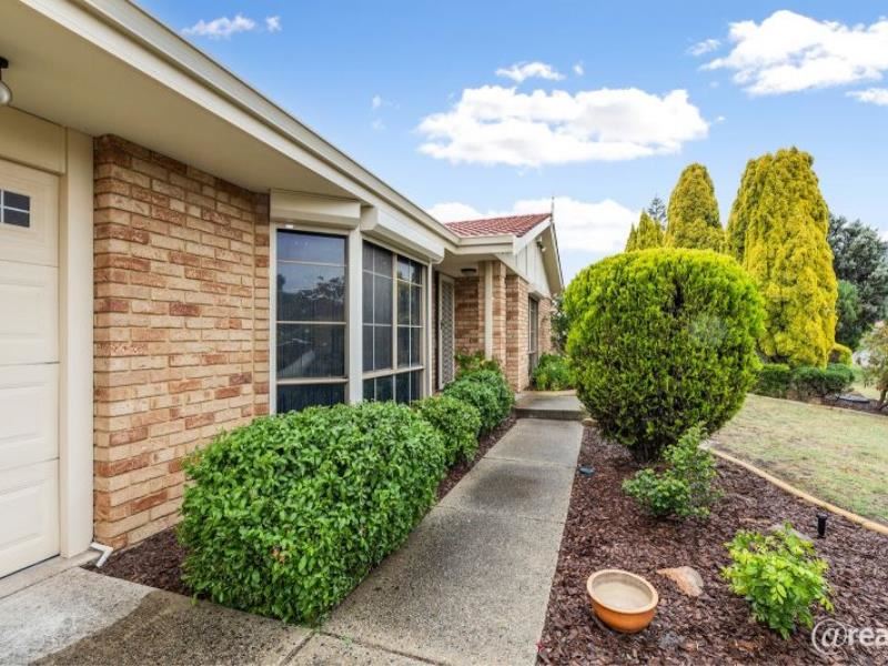 7 Bovell Gardens, Leeming
