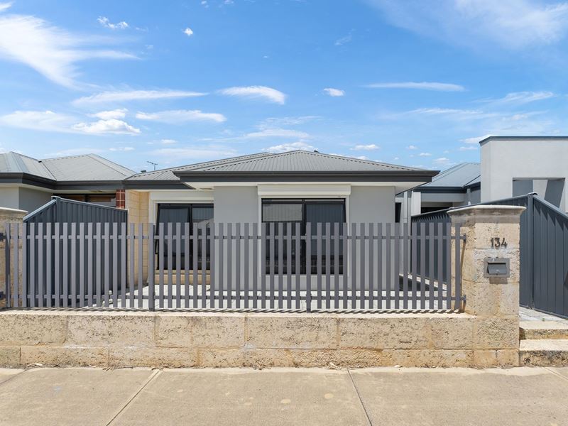 134 Pleasantview Parade, Baldivis WA 6171