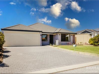 21 Crown Point Crescent, Butler WA 6036