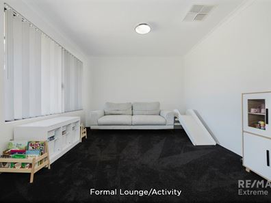 21 Crown Point Crescent, Butler WA 6036