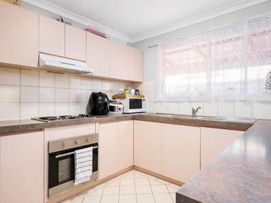 13/5 Great Eastern Highway, Somerville WA 6430