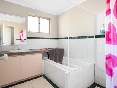 13/5 Great Eastern Highway, Somerville WA 6430