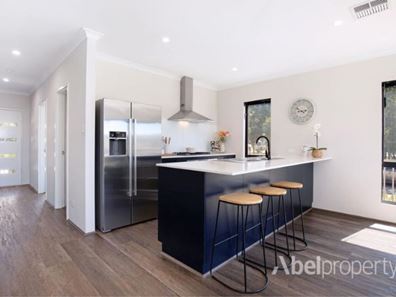 207 Leeuwin Boulevard, Bushmead WA 6055