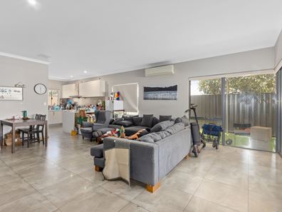 12B Teaguer Street, Wilson WA 6107
