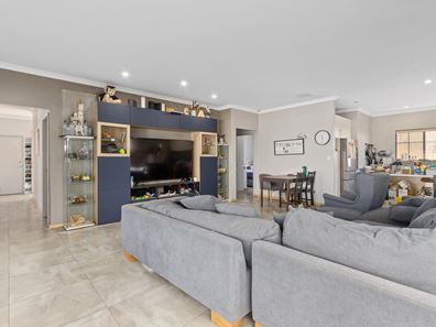 12B Teaguer Street, Wilson WA 6107