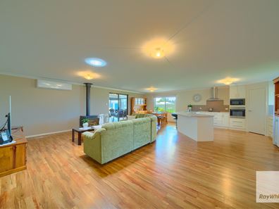 63 Pegasus Boulevard, Mckail WA 6330
