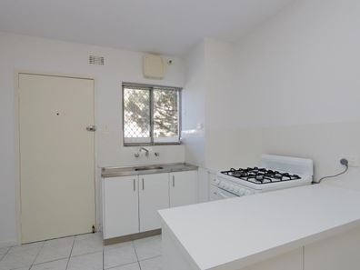 27/11 Herdsman Parade, Wembley WA 6014