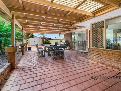 13 Allender Place, Wandina WA 6530