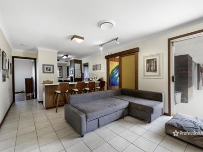 62 Bayview Street, Mount Tarcoola WA 6530
