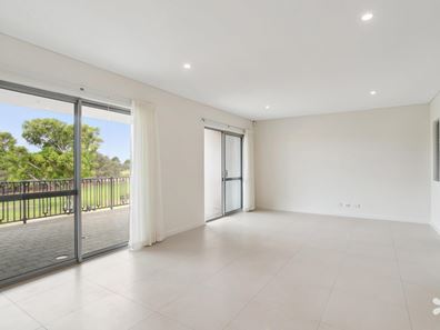 7/140 St Andrews Drive, Yanchep WA 6035