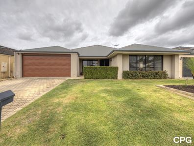 25 Kwilena Avenue, Wattle Grove WA 6107