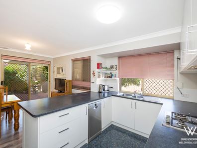1/353 Daly Street, Cloverdale WA 6105