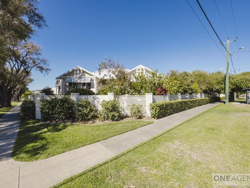 14/19 Flora Terrace, Watermans Bay
