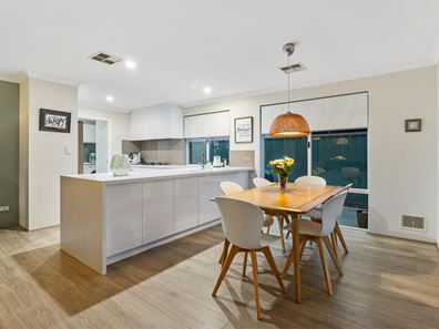 52 Colonial  Boulevard, Baldivis WA 6171